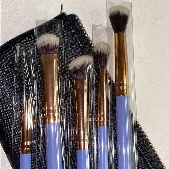 Makeup bundle - Picture 2 of 6